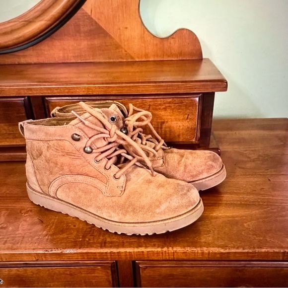 UGG Bethany  Light Brown Suede ankle boots women’s 7 winter lace up - Picture 7 of 8
